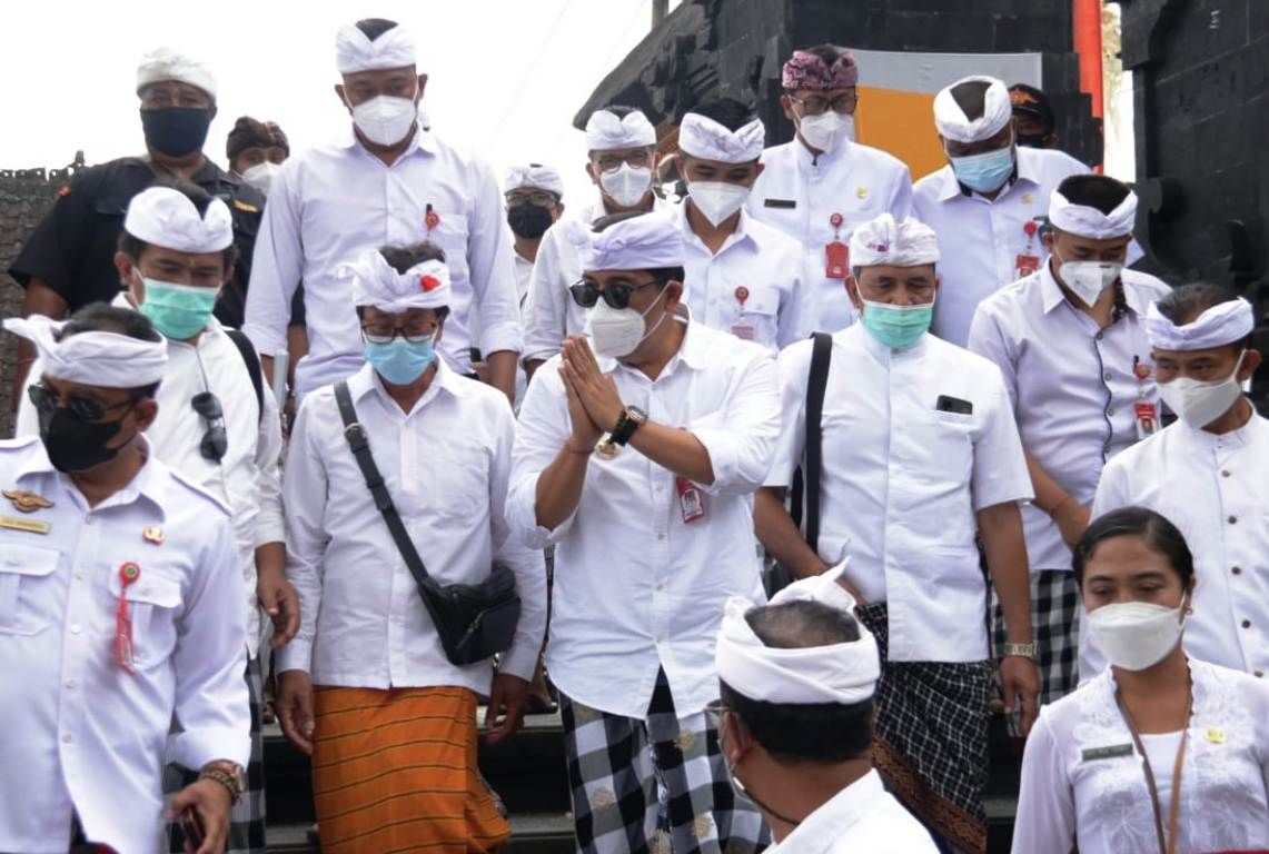 podiumnews.com-Sanjaya Ingatkan Warga Pacung Selalu Kompak Wujudkan Pembangunan